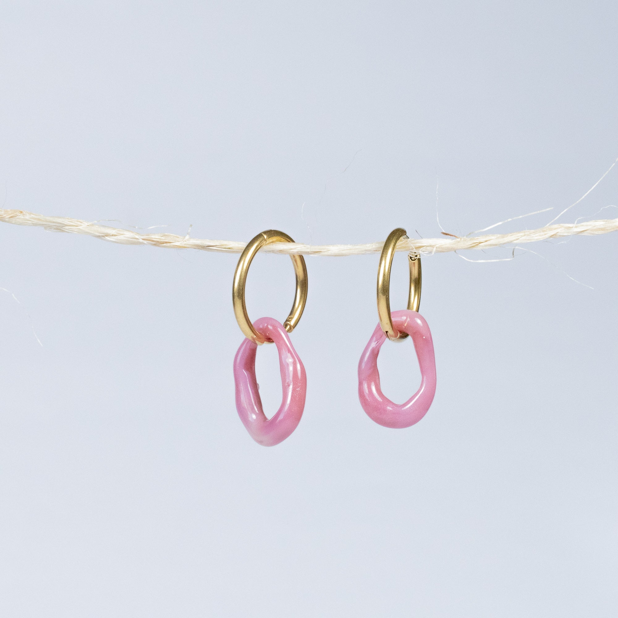 Les boucles d'oreilles